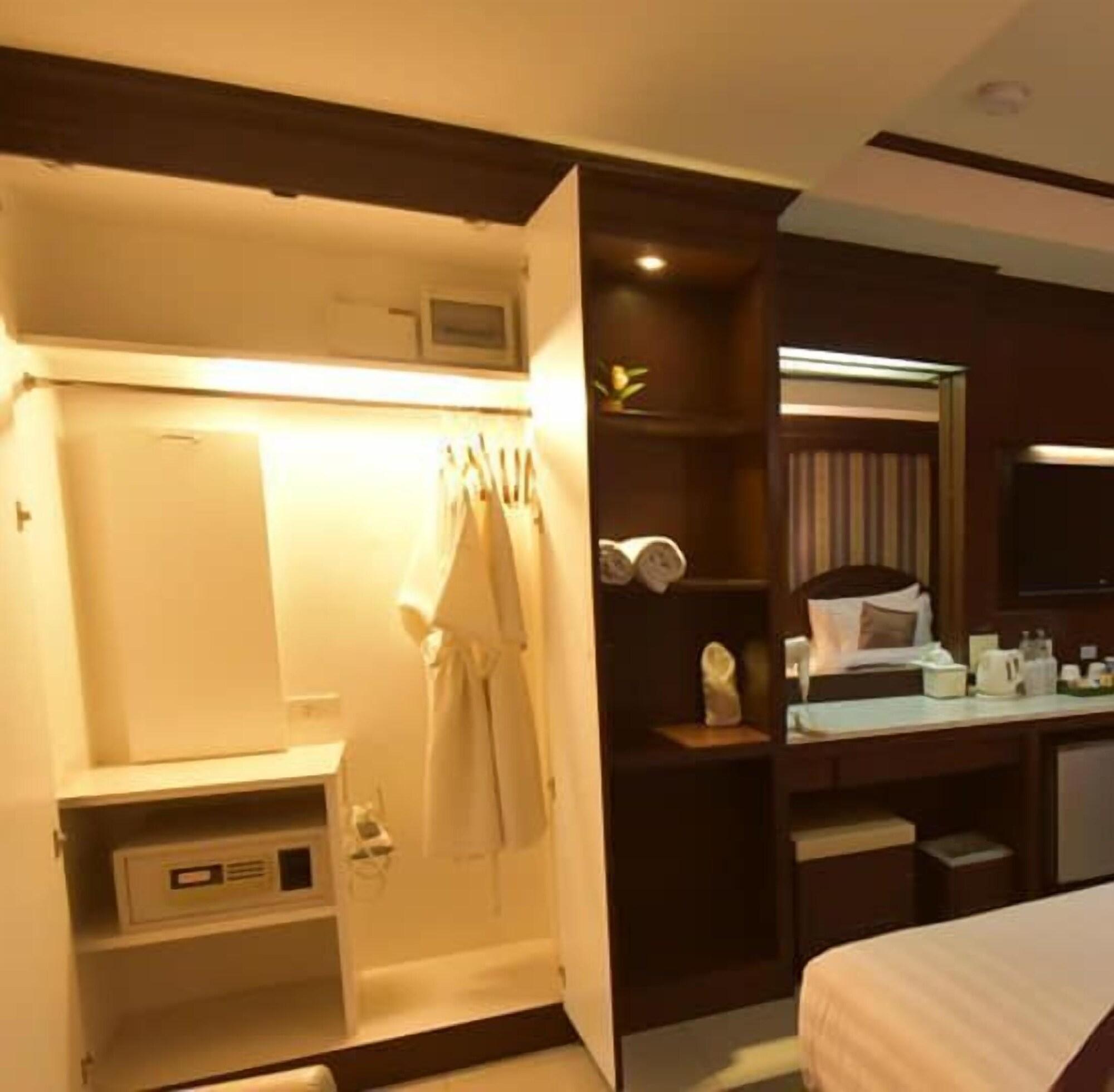 The Lion King Hotel Udonthani Eksteriør bilde